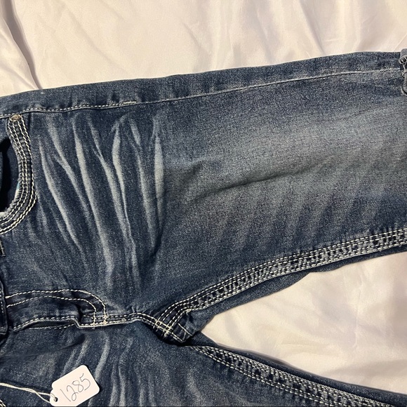 EUC Ariya Jeans denim jeans. Size 7/8. - Picture 4 of 9